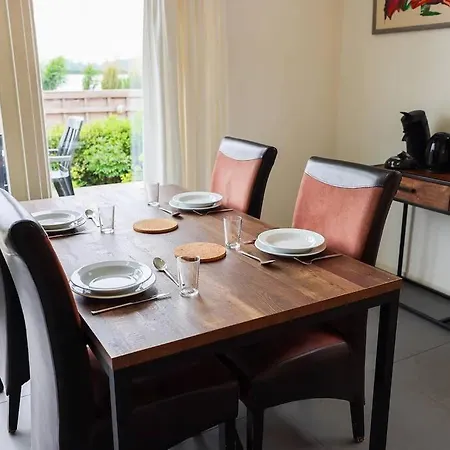 Holiday home Vakantiehuis De Wilgenroos Wervershoof